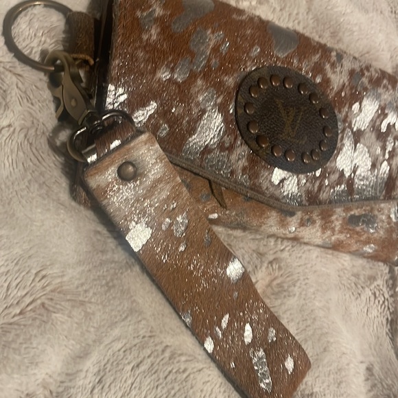 Keep it Gypsy acid washed cowhide wristlet - Picture 3 of 8